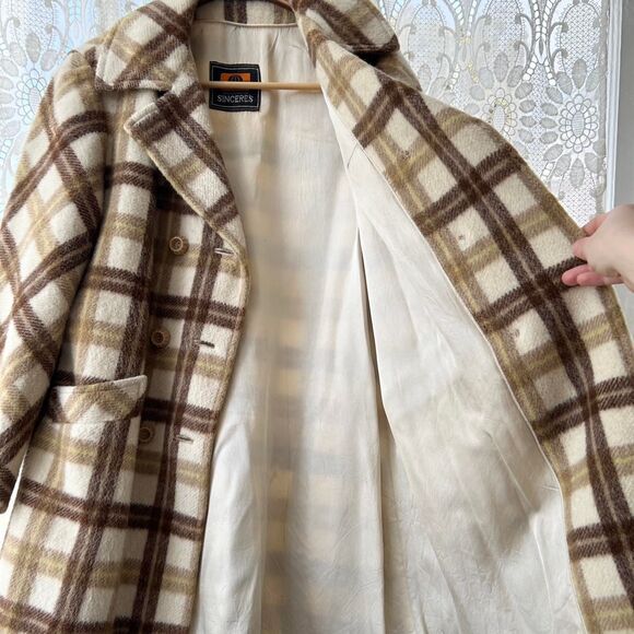 70s Vintage Wool Plaid Belted Winter Coat Small Womens Cream / Tan / Brown - Picture 5 of 8